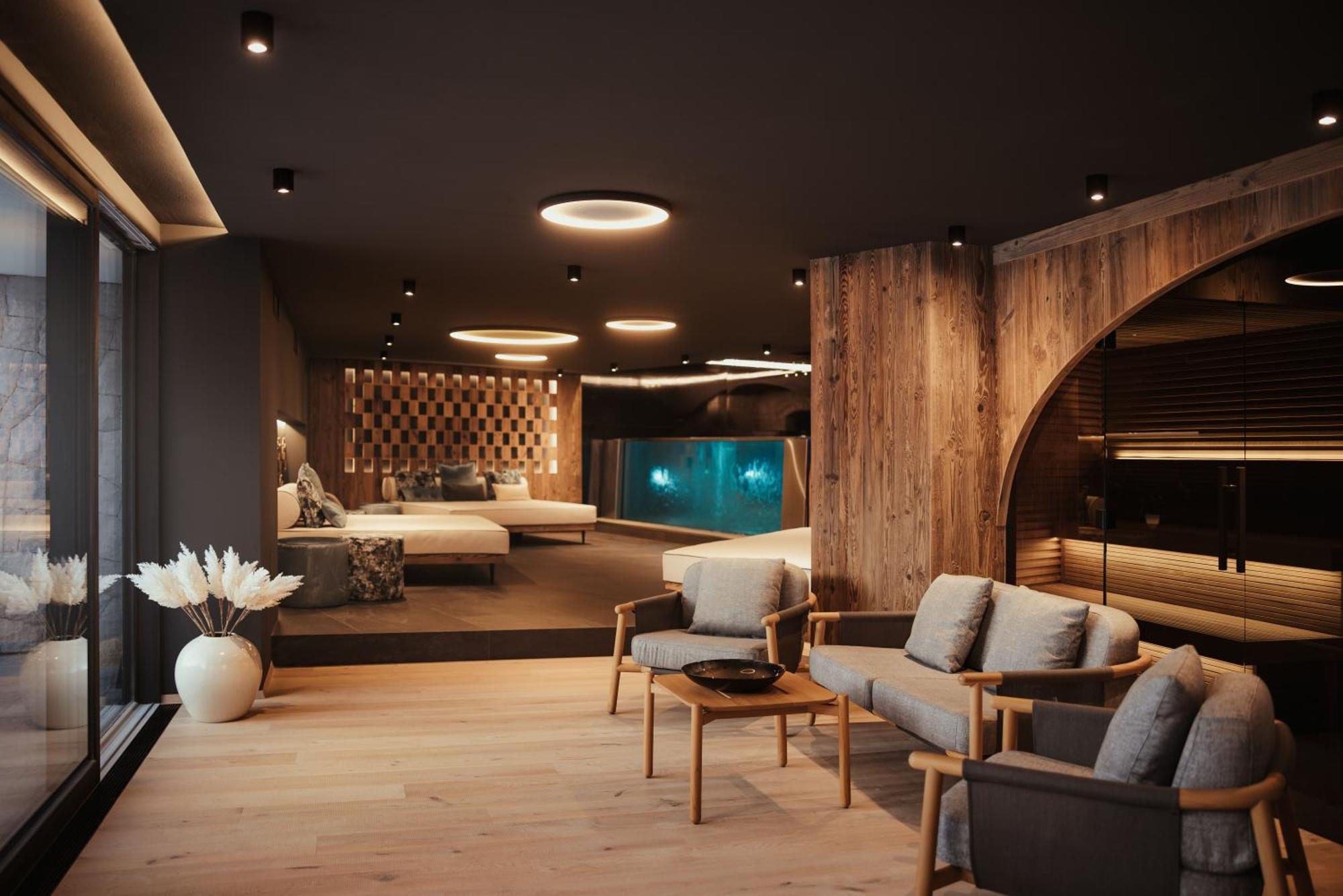 Luxury Chalet P Ortisei Exterior photo